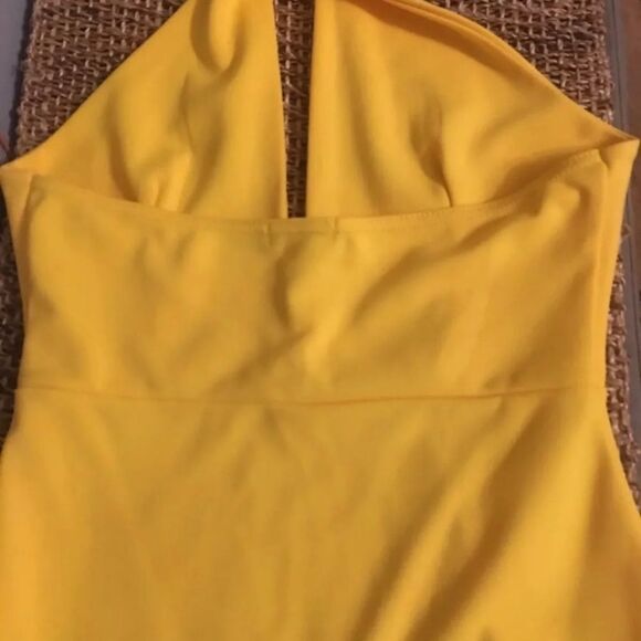 Boohoo Night Women’s Jo Strappy Open Back Halter Bodycon Dress Yellow US:4 UK 9 - Picture 1 of 12